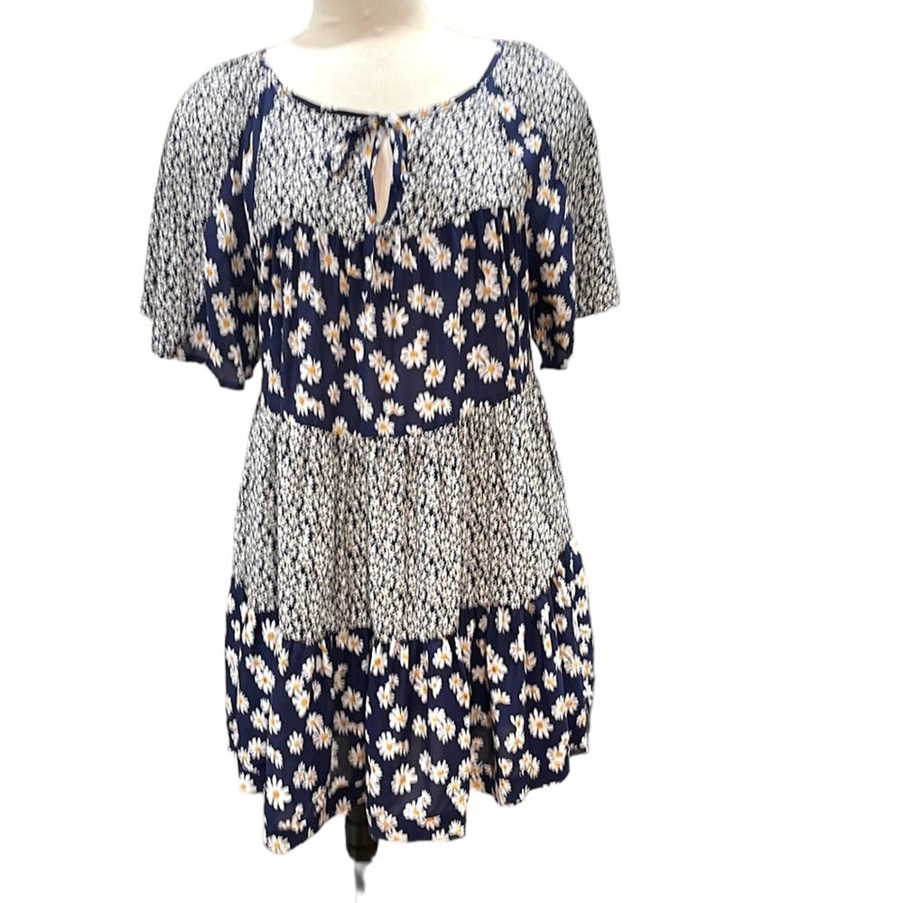 NWOT Easel Navy Daisy Floral Print Tiered Swing Mini Dress SZ L